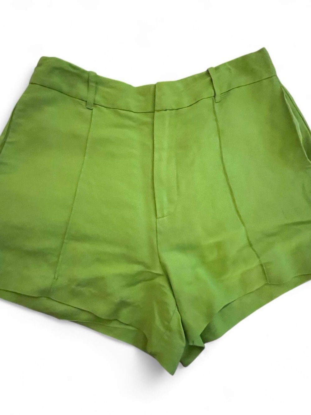 Amiah Tailored Shorts by ASTR The Label - Picture 2 of 5